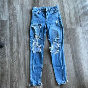 American Eagle Ripped Jeans Size 2